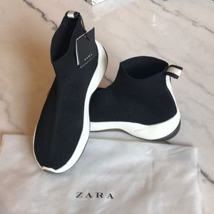 NWT Zara black sock sneakers - Women’s